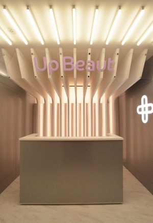 UB CLINIC 新宿院内